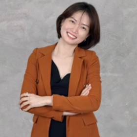 Lan-Phuong-Giam-doc-Marketing.png