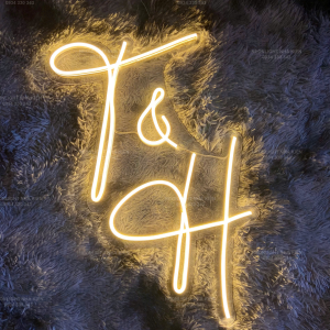 Đèn Led Neon tên dâu rể - T & H