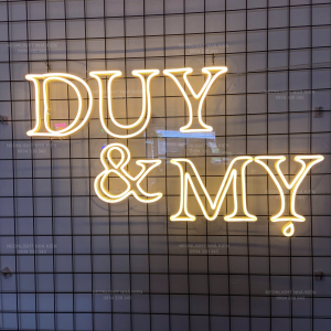 Đèn Led Neon tên dâu rể - DUY & MỴ