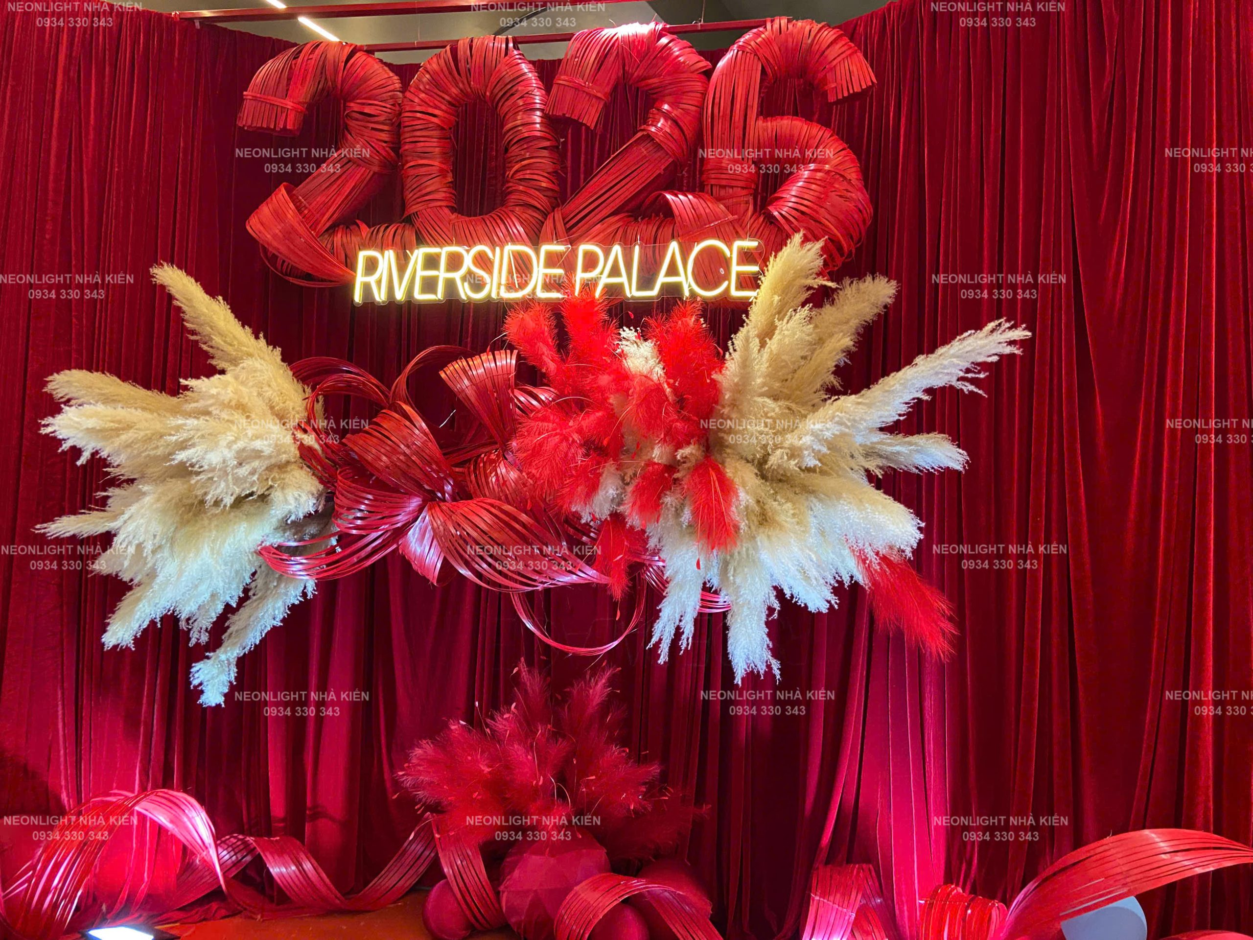 đèn Led Neon trang trí nhà hàng tiệc cưới -RIVERSIDE PALACE