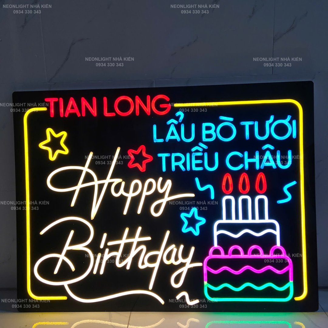 Bảng đèn Led chúc mừng sinh nhật cầm tay nhà hàng Tian Long